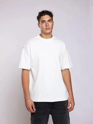 Aeden RAPHAEL TEE