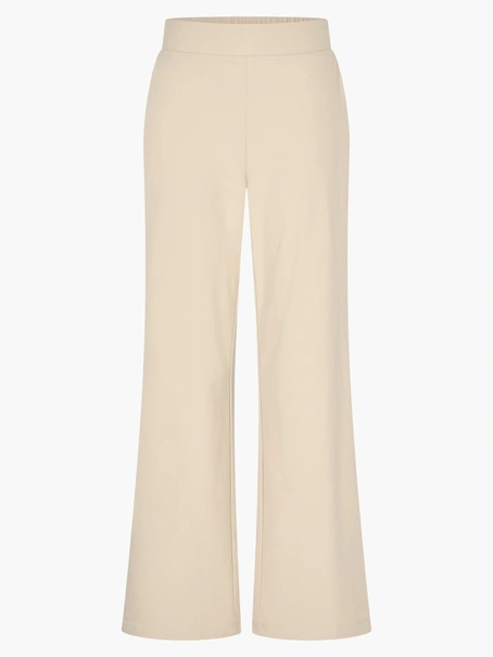 Aímée the Label Bowie2