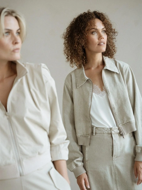 Aímée the Label Kae2