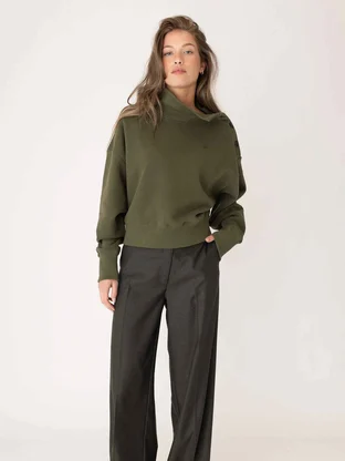 Anna Blue B60-04-CrewCroppe