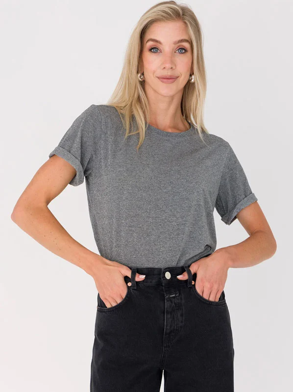 Anna van Toor 26a04-03701B-1