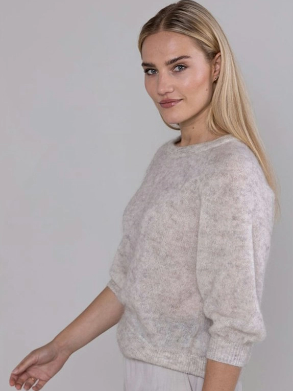 Anotherwoman 532082