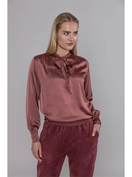 Anotherwoman 532087