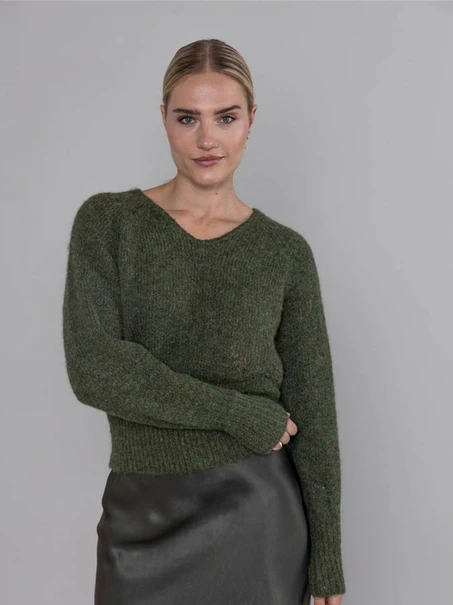 Anotherwoman 532090
