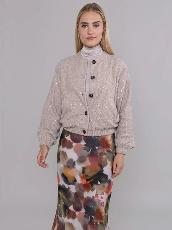 Anotherwoman 532104