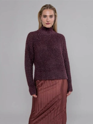Anotherwoman 532340