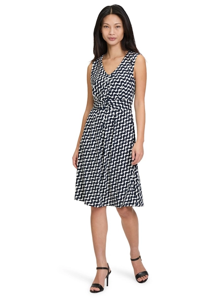 Betty Barclay Kleid Kurz ohne Arm
