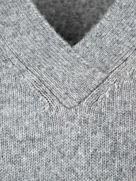 Bicalla Pullover V-Neck