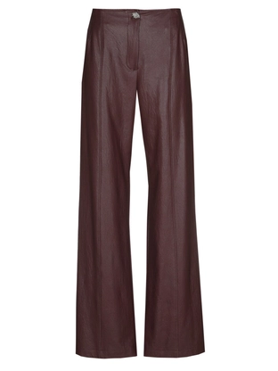 Caroline Biss 4567