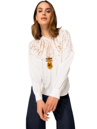 Caroline Biss 4615