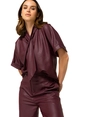 Caroline Biss 4664
