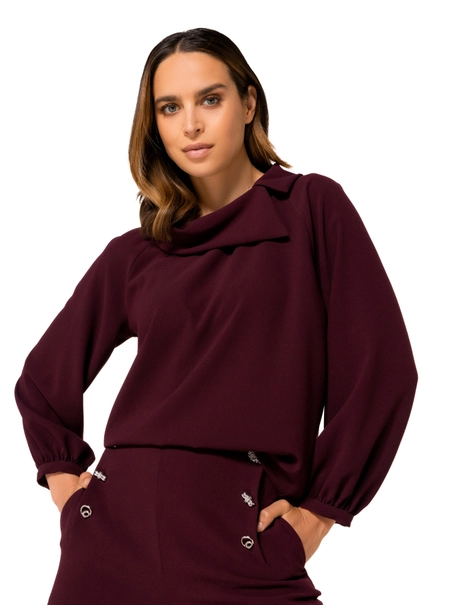 Caroline Biss 4674