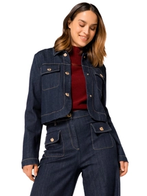 Caroline Biss 4851