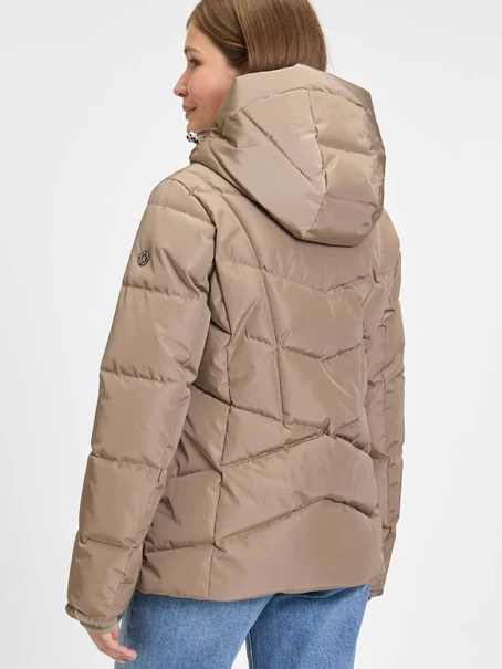 Covered Anna2 L60391