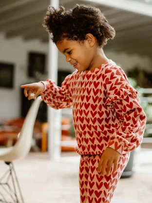 Daily7 Sweater Heart Print
