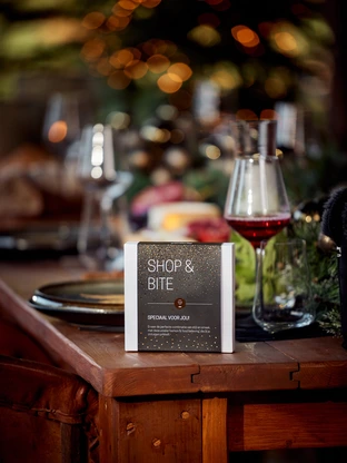 Fashion Giftbox Fashion Giftbox Shop & Bite Christmas Edition