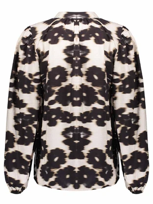 Geisha Blouse flowers