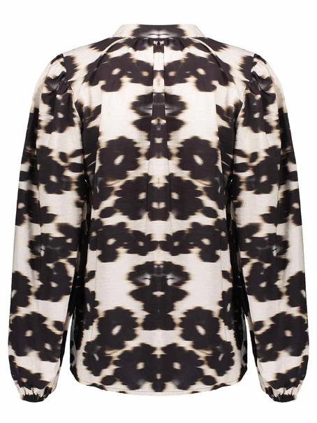 Geisha Blouse flowers