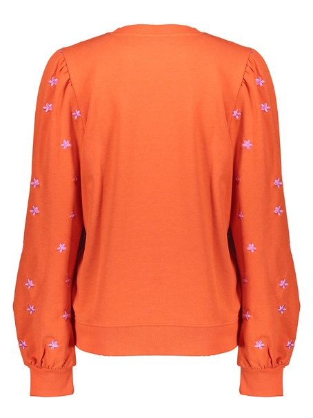 Geisha Sweater embroiderd flowers