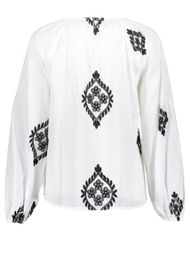 Geisha Top bi color embroidery