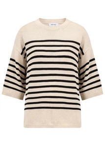Knit-ted Nanda