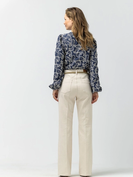 Label dot 2528011