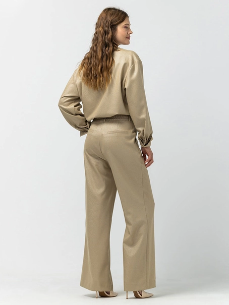 Label dot 2528022
