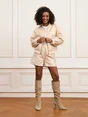 Lofty Manner QG37 - Short Suzi