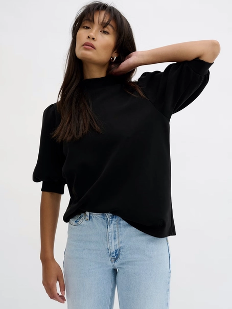 My Essential Wardrobe 10703704
