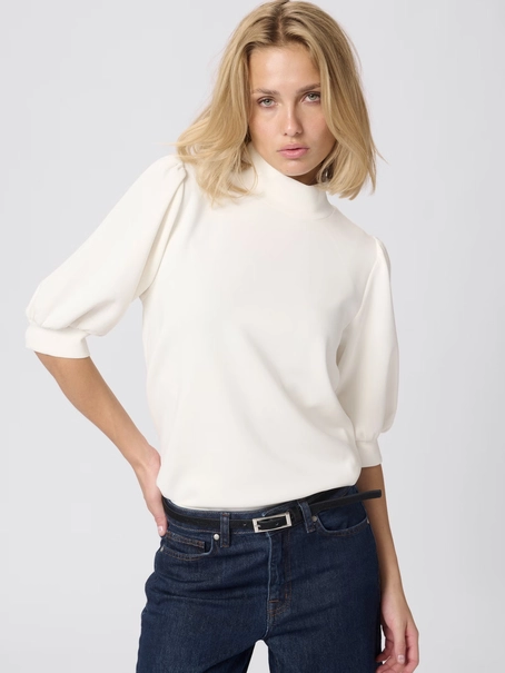 My Essential Wardrobe 10703704