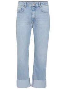My Essential Wardrobe 10704172