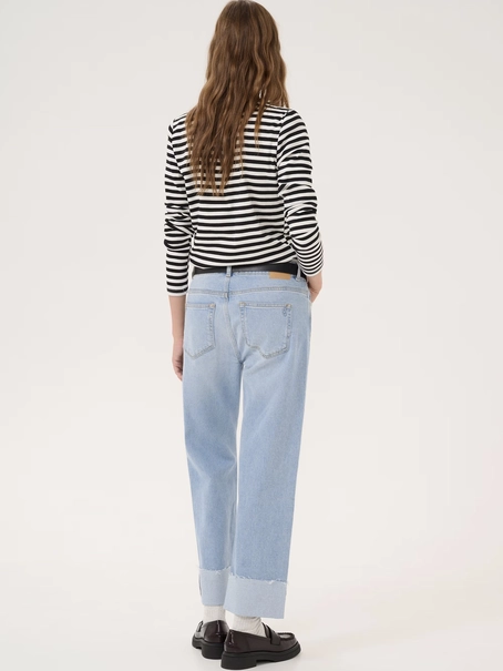 My Essential Wardrobe 10704172