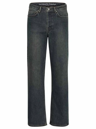 My Essential Wardrobe 10704222