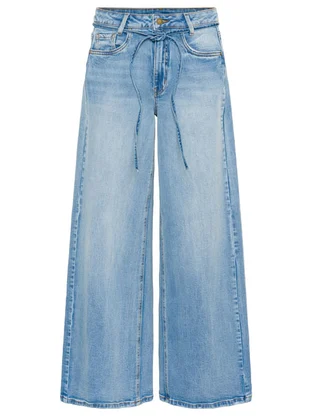 My Essential Wardrobe 10705256