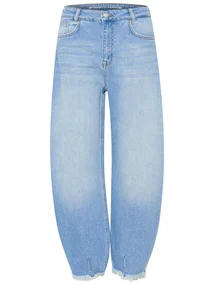 My Essential Wardrobe 10705259