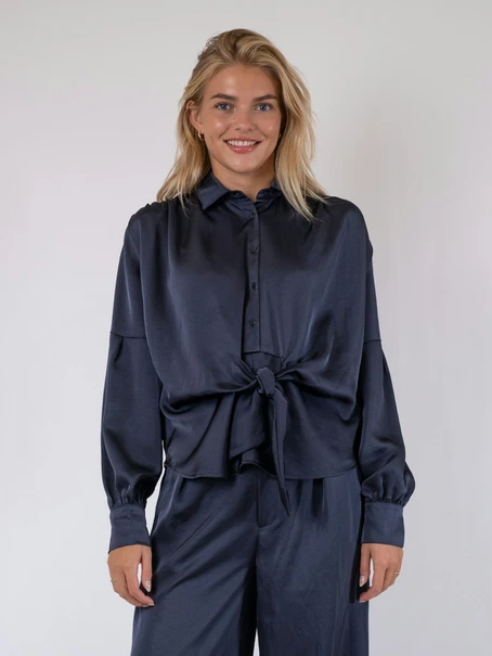 Neo Noir 160801 NAJA