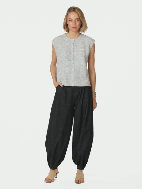 Neo Noir 164870 EVEREST