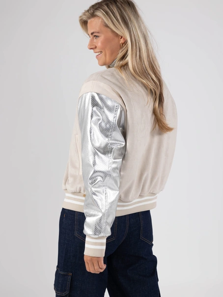 NUKUS FW2411017