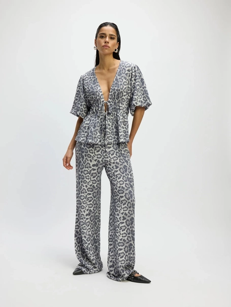 Refined Department R2503137674 NOVA