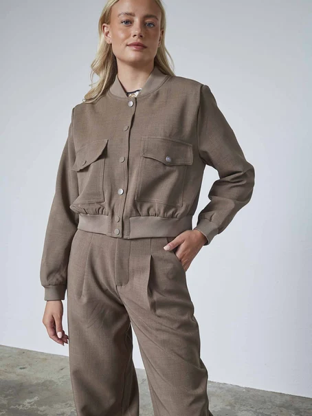 SisterS Point 19056 GARWIN-JA20-1