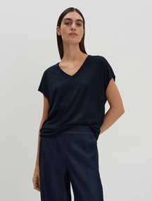 Someday Kanja vneck