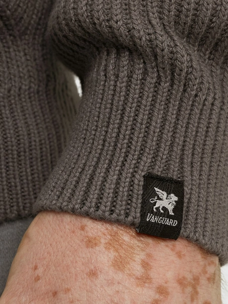 Vanguard Half zip collar cotton blend wool