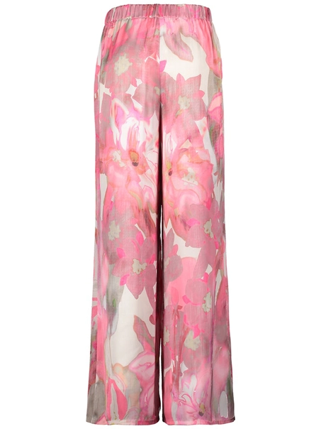 Vera Mont Hose