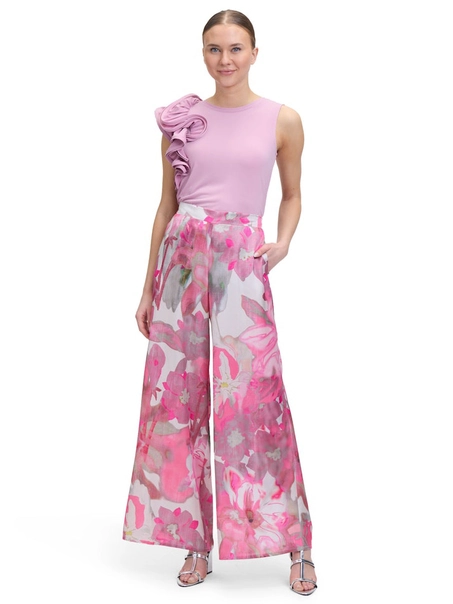 Vera Mont Hose