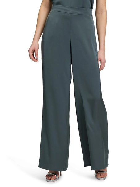 Vera Mont Hose