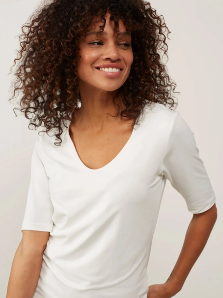 YAYA Round V-neck top