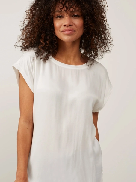 YAYA T-shirt with rounded hems